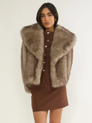 Selfie-Leslie-Marella-Oversized-Lapel-Faux-Fur-Jacket-Taupe