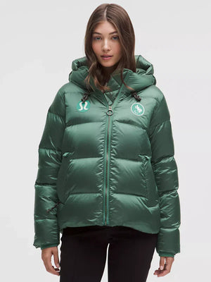 Team-Canada-Women-Wunder-Puff-Large-Hood-Shine-Jacket