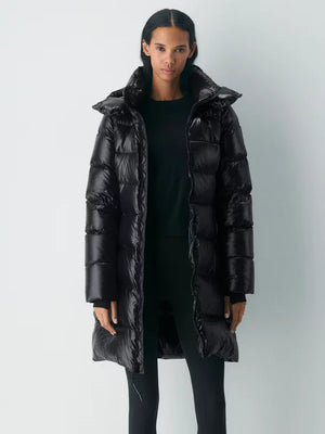 Aritzia-The-Supersnug-Puff-Mid-Hi-Gloss-Black