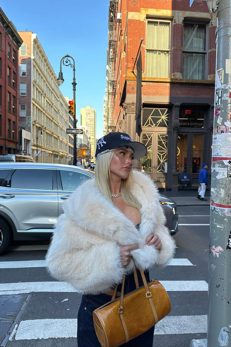 Fashion-Nova-Womens-Thats-Luxe-Faux-Fur-Coat