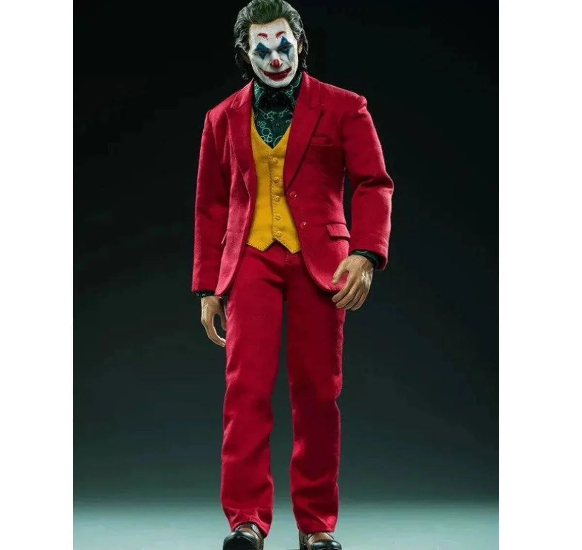 Joker Joaquin Phoenix Red Suit
