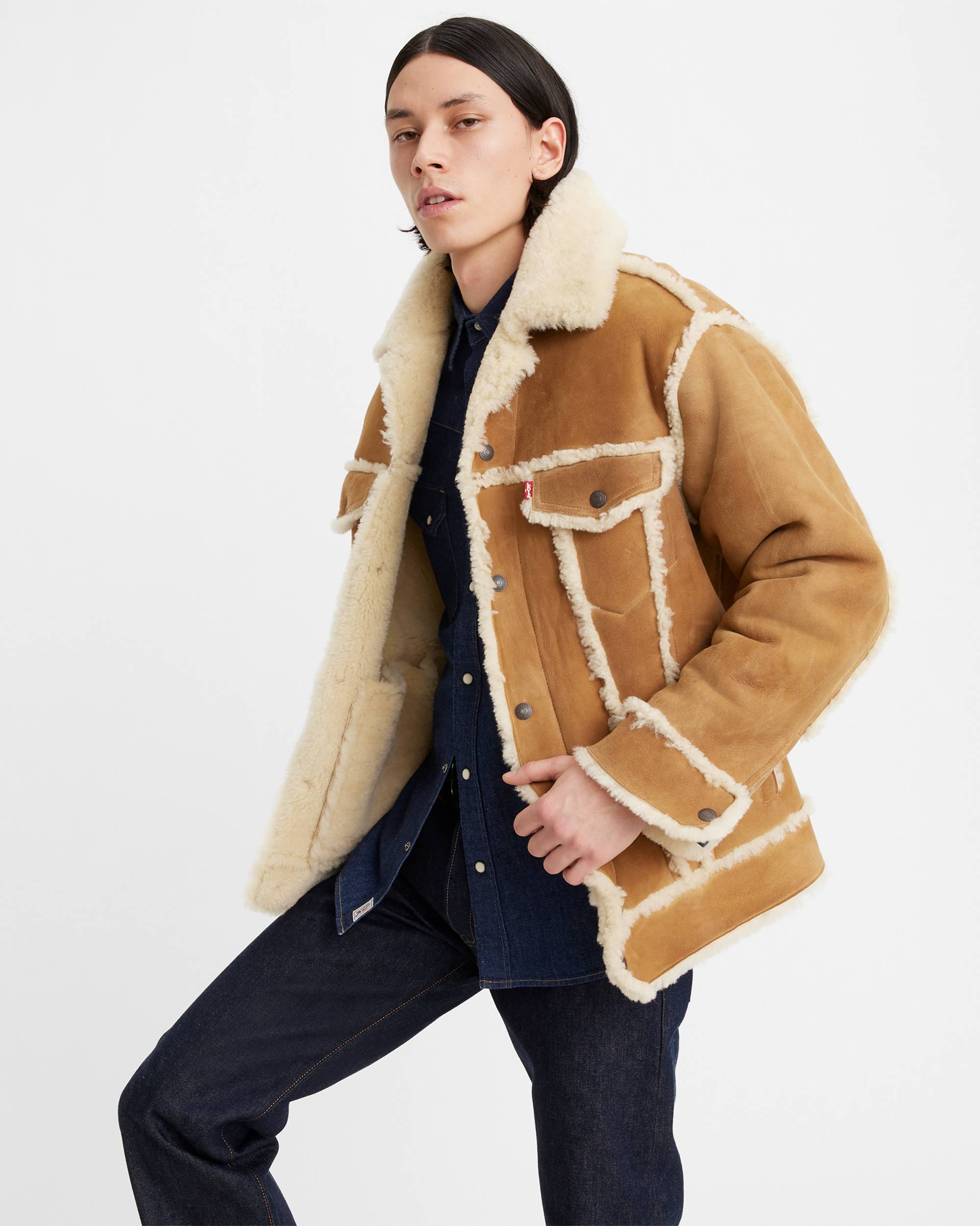 Men’s Levi’s Shearling Trucker Jacket casual look
