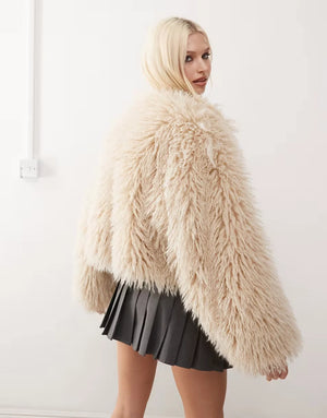 Monki-Shaggy-Faux-Fur-Jacket-Back-With-Hook-And-Bar-Front-In-Off-White