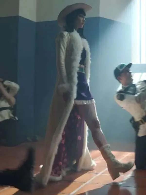 One Piece Season 2 Lera Abova fur leather coat outfit