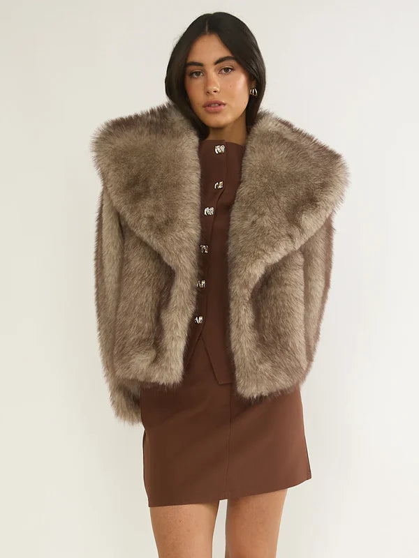 Selfie-Leslie-Marella-Oversized-Lapel-Faux-Fur-Jacket-Taupe